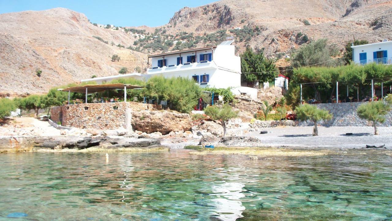 Taverna Akrogiali Loutro Exterior foto